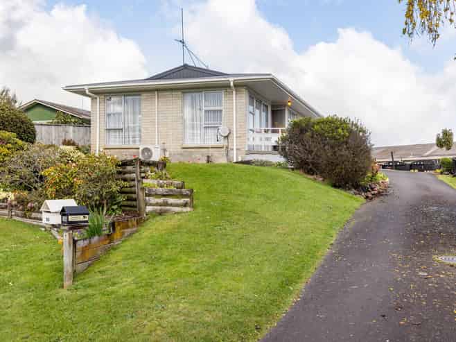 12A Millar Place, Nawton