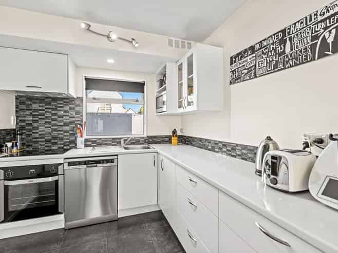 2/30 Melrose Street, Christchurch Central