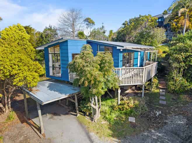 12 Win Grove, Hatfields Beach