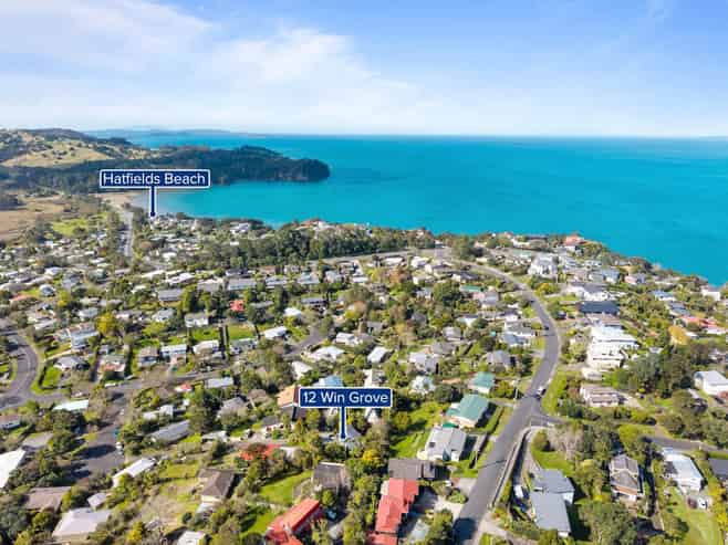 12 Win Grove, Hatfields Beach