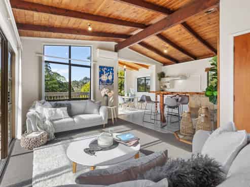 12 Win Grove, Hatfields Beach