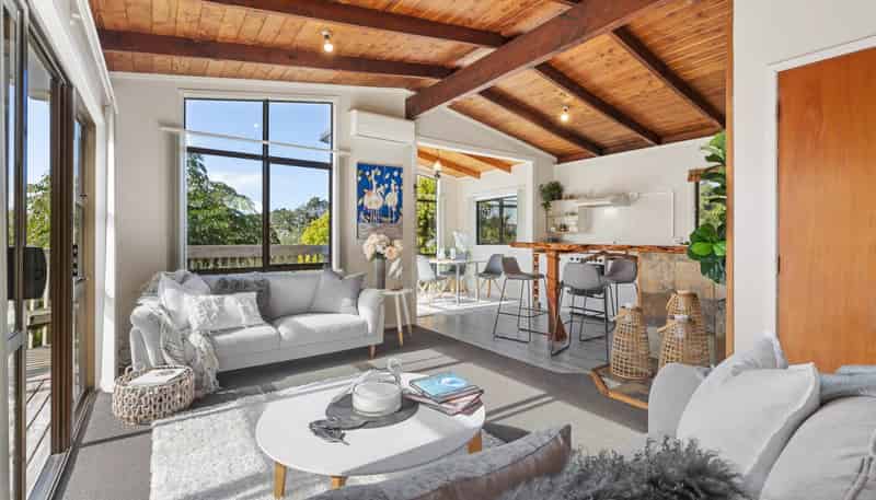 12 Win Grove, Hatfields Beach