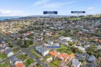 30 & 30A  Ngatiawa Street, One Tree Hill