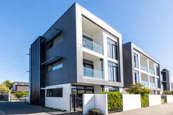 2/341 Madras Street, Christchurch Central