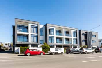 2/341 Madras Street, Christchurch Central