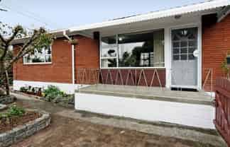 1/17 Woodward Rd, Mount Albert