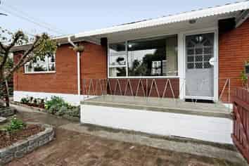 1/17 Woodward Rd, Mount Albert