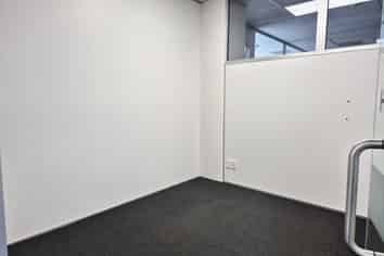 Very Affordable on Thorndon Quay - Level 1