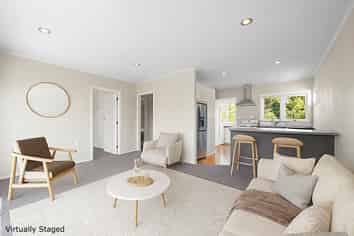 2/619 Beach Road, Rothesay Bay
