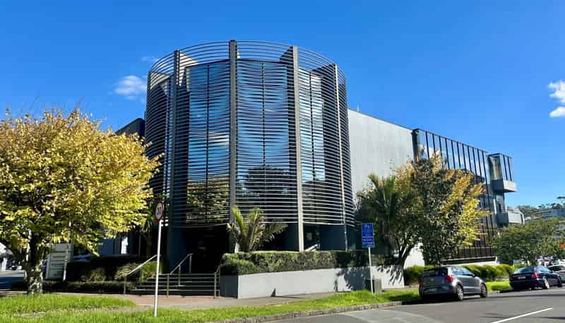 1 Broadway, Newmarket