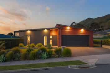 10 Kārearea Avenue, WAIKANAE
