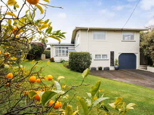 10 Nairn Crescent, Awapuni