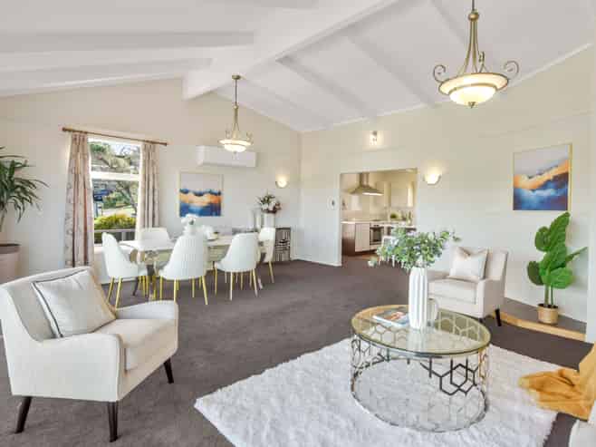 12 Everard Avenue, Army Bay