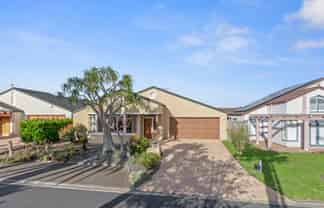 7 Huntaway Lane, Te Atatu Peninsula