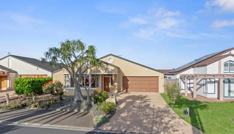 7 Huntaway Lane, Te Atatu Peninsula