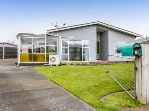 2 Tawa Street, Hawera