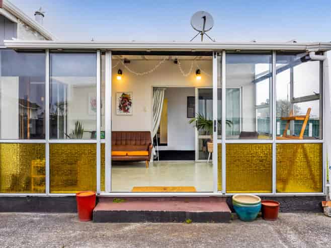 2 Tawa Street, Hawera
