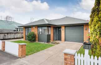 49 Lyndhurst Street, Takaro