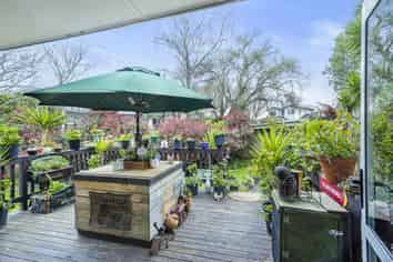 B/15 Saxbys Road, Glenview