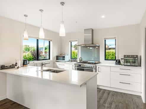2 Pohatu Lane, Otaki
