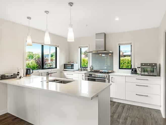 2 Pohatu Lane, Otaki