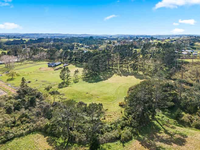 2/123 Nelson Road, Taupaki