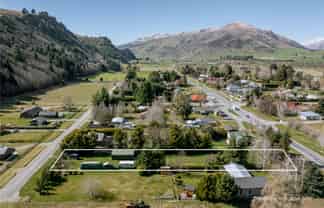 12 Athol-Five Rivers Highway, Athol