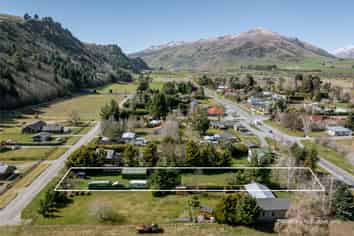 12 Athol-Five Rivers Highway, Athol