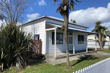 129 Queen Street, Westport