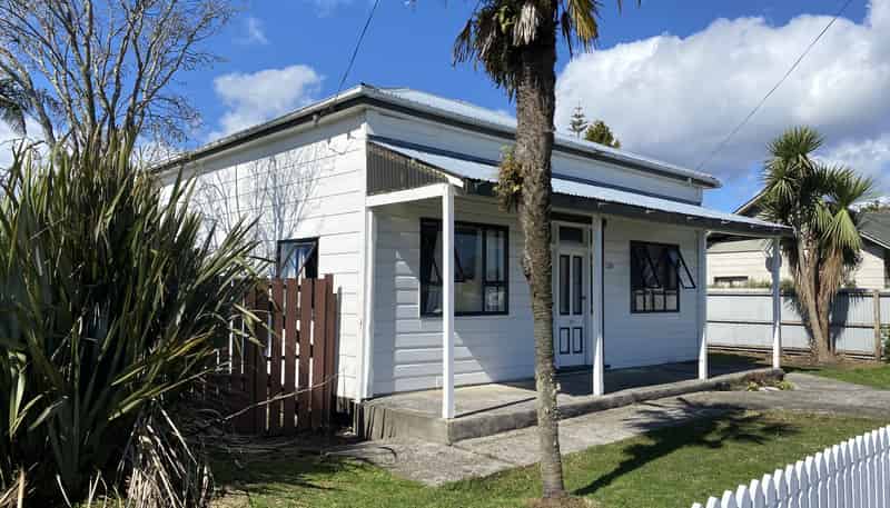 129 Queen Street, Westport