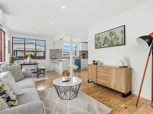 7B William Street, Mangere