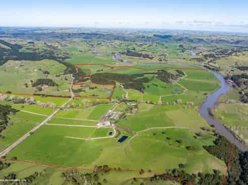 412 Pukehuia Road, Tangiteroria