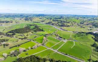 412 Pukehuia Road, Tangiteroria
