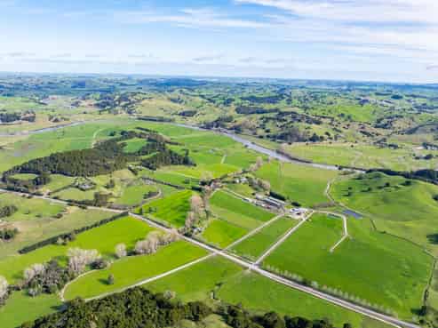 412 Pukehuia Road, Tangiteroria