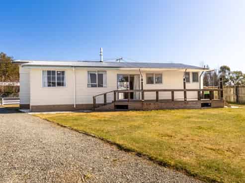 6 Sealy Street, Twizel