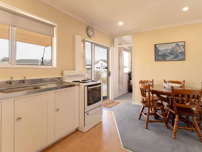 6 Sealy Street, TWIZEL