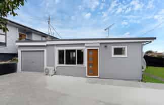 1/116 Beaumonts Way, Manurewa