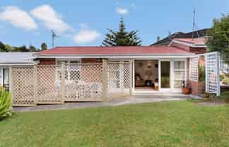 2/19 Montana Avenue, Murrays Bay