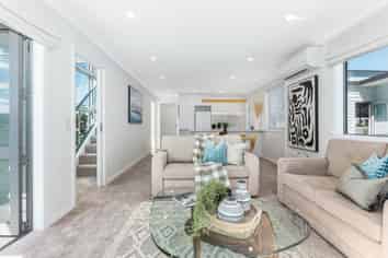 2 Lucern Lane, Petone