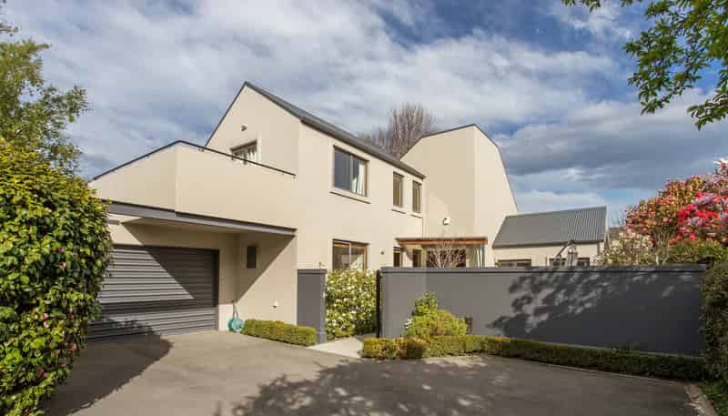 31A Wroxton Terrace, Merivale