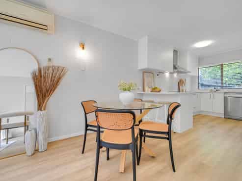 2C Wyvern Place, Glenfield