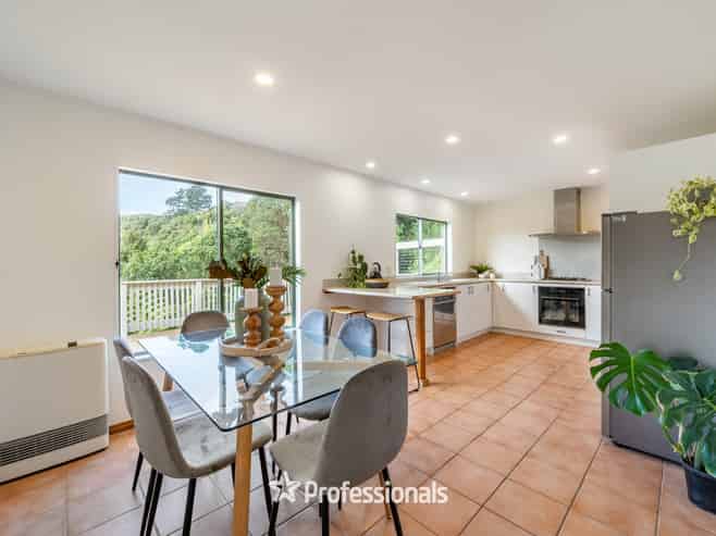 16 Haast Close, Kelson