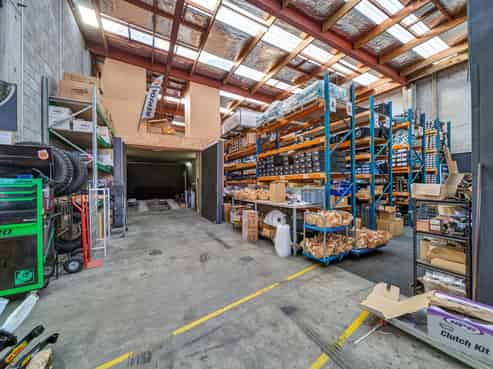 Prime automotive/trade retail precinct