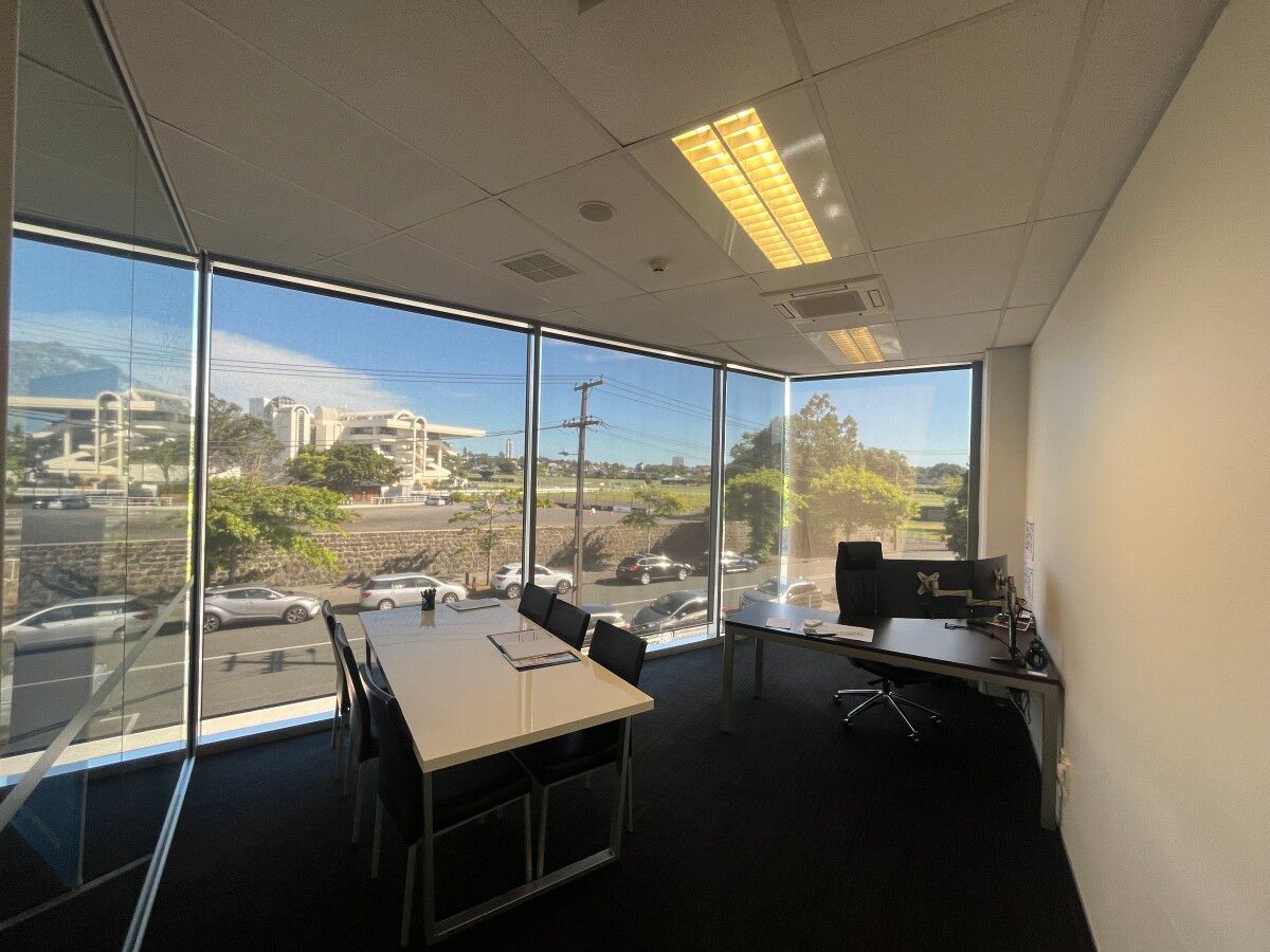 Quality Fitted Ellerlsie Office - Widok 5