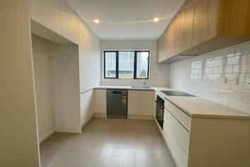 3/15 Holland Avenue, Point England