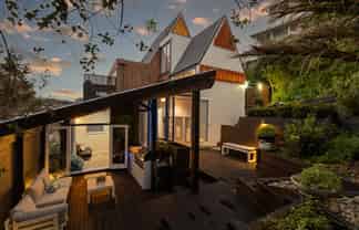 57 Rhine Street, Island Bay