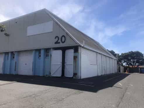 Lyall Bay warehouse, with 399sqm of secure yard