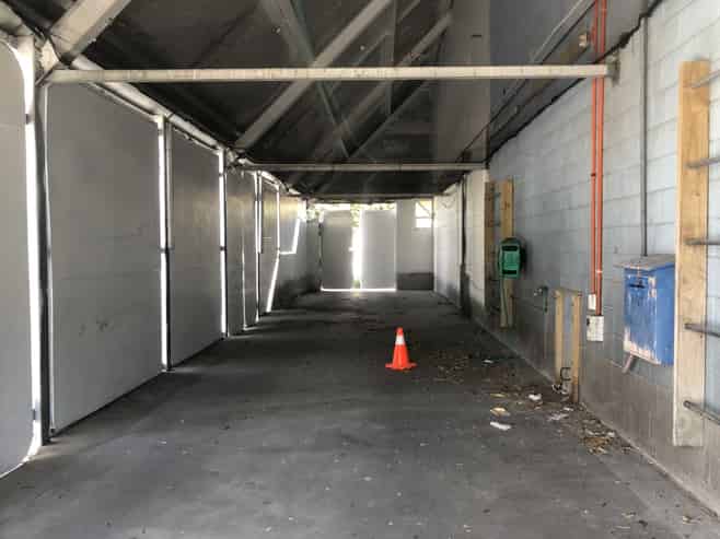 Lyall Bay warehouse, with 399sqm of secure yard