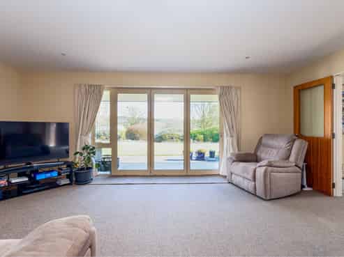 17 Timewell Road, Hazelburn