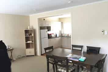 2/17 Mount Carmel Place, Meadowbank
